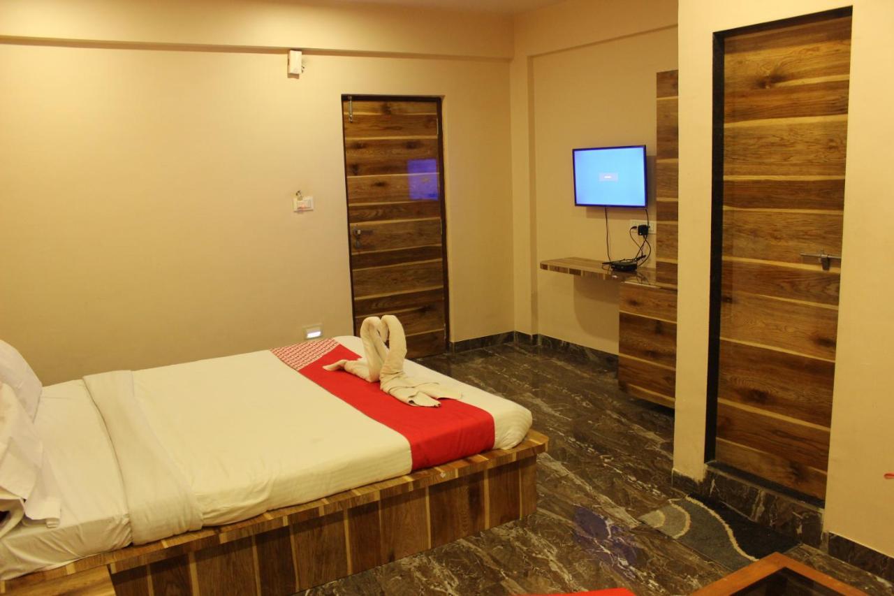 Hotel Silver Daman Exterior foto