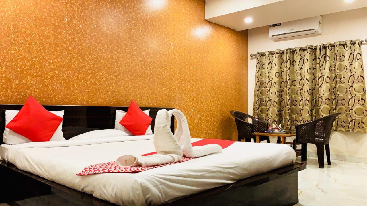 Hotel Silver Daman Exterior foto